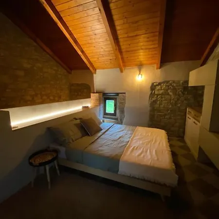 Serenity Immerso Tra I Monti D'appennino Vetto