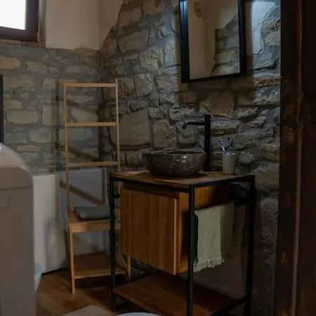 Serenity Immerso Tra I Monti D'appennino アパート *